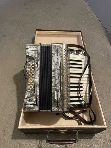Hohner student iii akkordeon - iii,