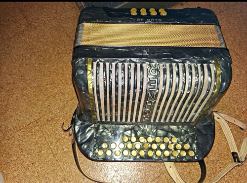 Hohner club b - club, ii