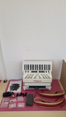 Roland v accordion - roland, v-accordion