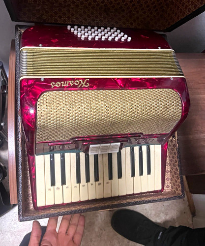 Kosmos pianoakkordeon rot gold - kosmos,