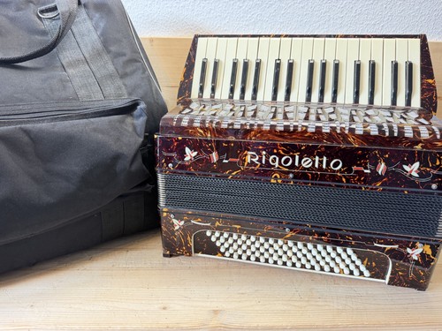 Pianoakkordeon rigoletto - pianoakkordeon,
