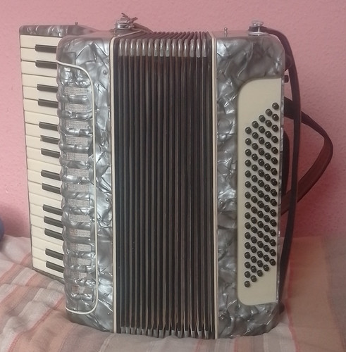 Pianoakkordeon mit